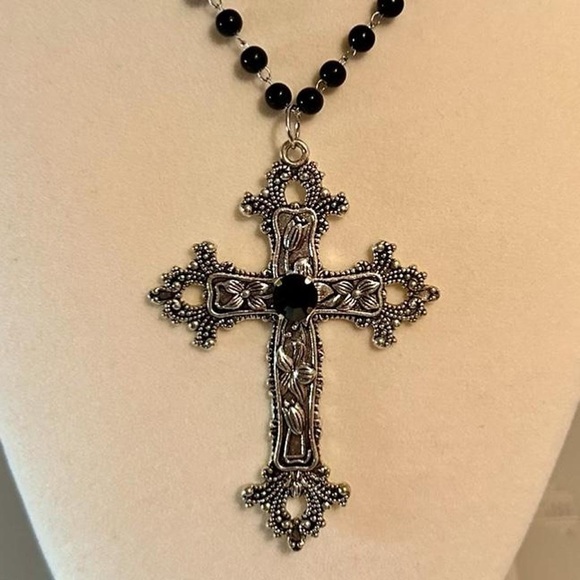 Statement Cross Necklace Floral Design Cross Goth Large Black Crystal Unisex New - Picture 2 of 11